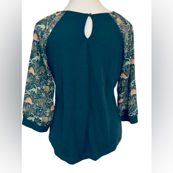 DINOSAURS!!! ModCloth Dinosaur Shirt Sheer Sleeves Dark Green Top Medium Large - Picture 2 of 9